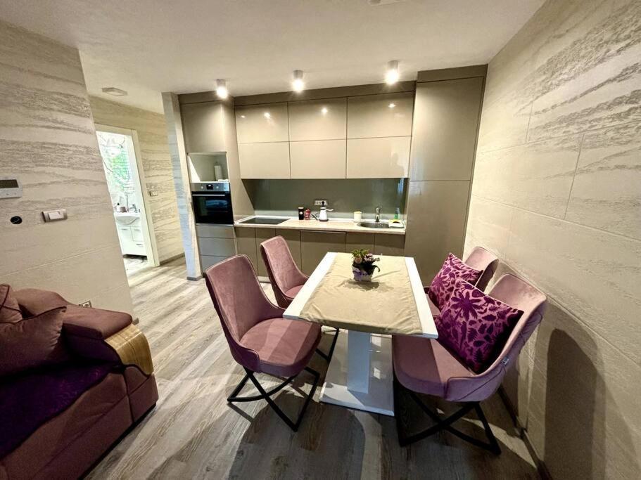 Villa Moste With Pool & Ev Station 卢布尔雅那 外观 照片