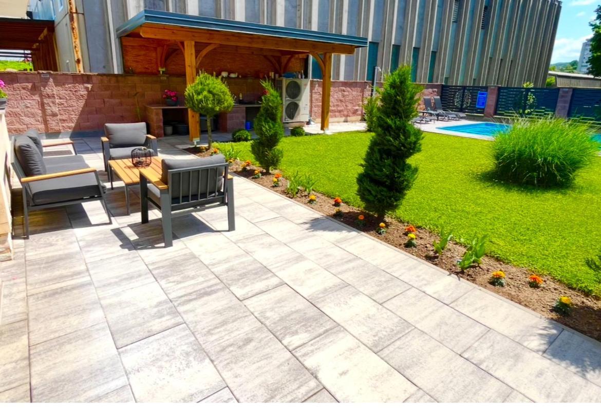 Villa Moste With Pool & Ev Station 卢布尔雅那 外观 照片